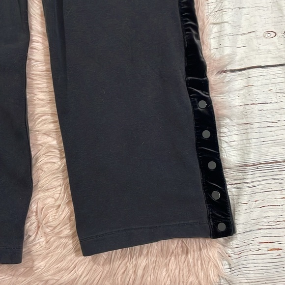 ATHLETA Retroplush Velvet Straight Leg Pant Black Tall fit - Picture 4 of 10